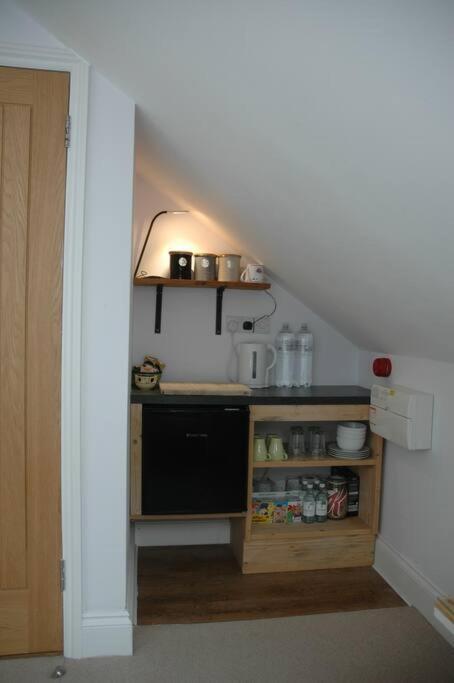 Cowslip Barn Annexe, Countryside Stay Near Chichester Buitenkant foto